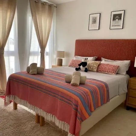 Boutique 200 Mts To Estepona